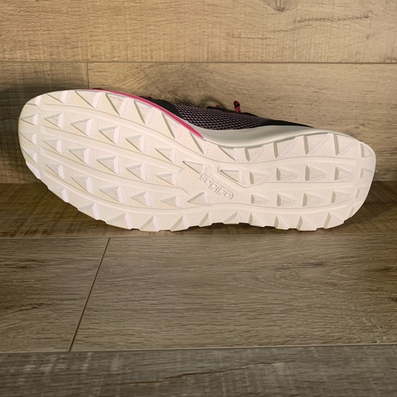 adidas cloudfoam quesa